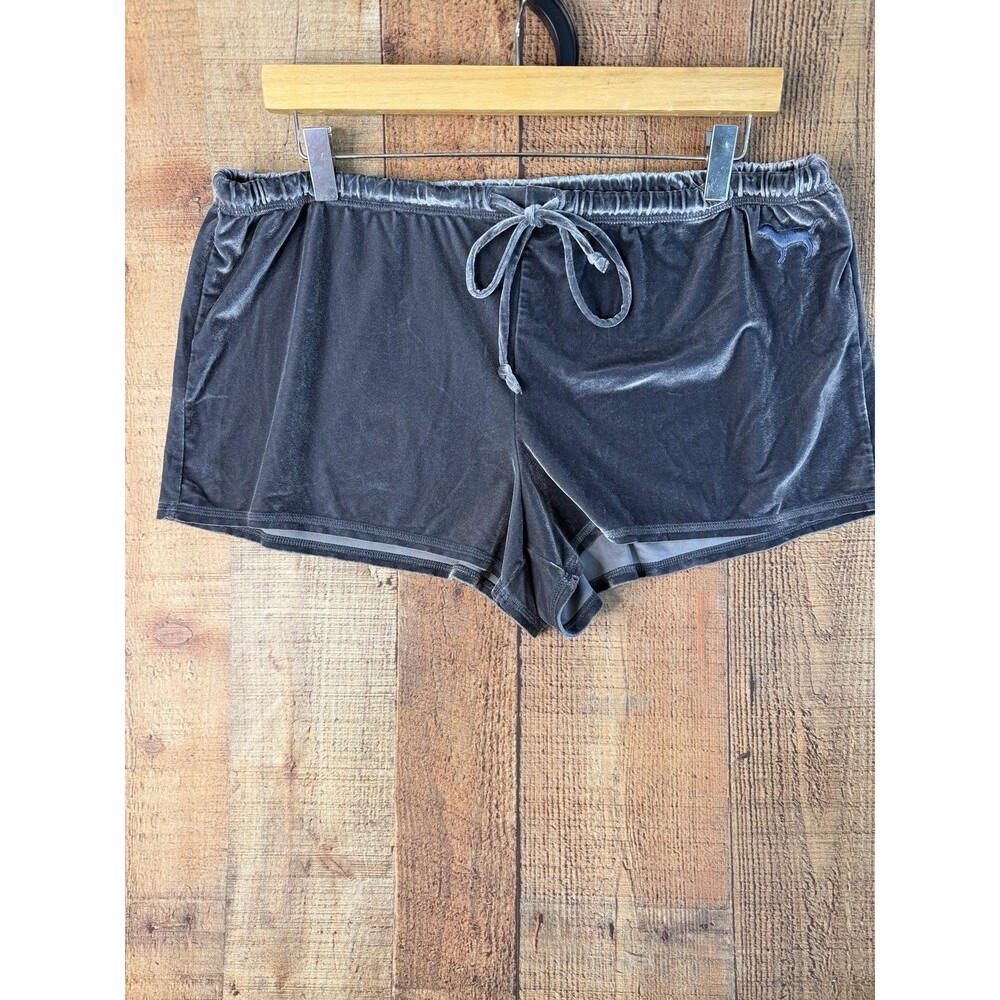 Victoria’s Secret PINK Gray Velvet Shorts L Velour Y2K Lounge Coquette Dog Logo
